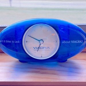 ‘The Little Blue Pill’ desk clock